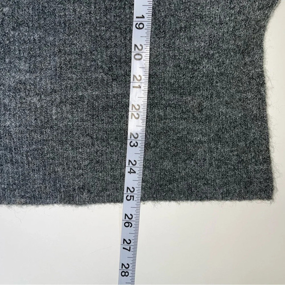 LOFT Gray & White Striped Quarter Zip Tunic Sweater Small Petite Women’s - Picture 9 of 12